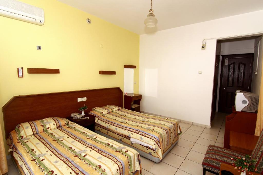 Kleopatra Bebek Hotel Аланя Екстериор снимка