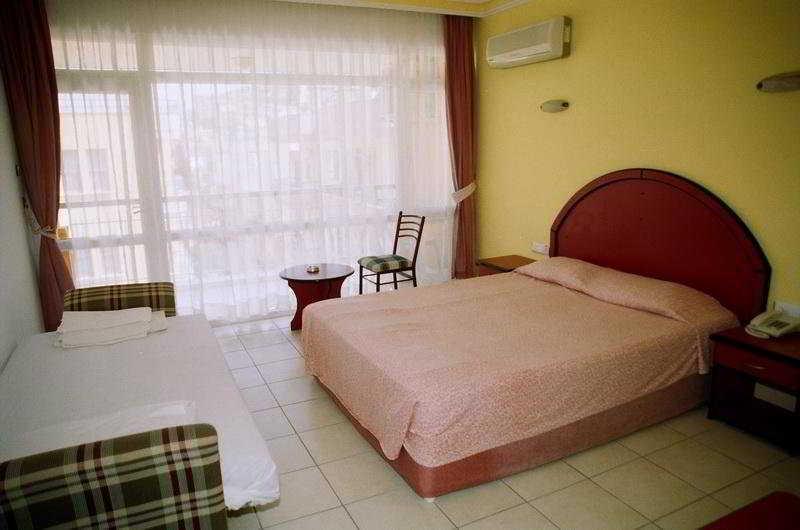 Kleopatra Bebek Hotel Аланя Екстериор снимка