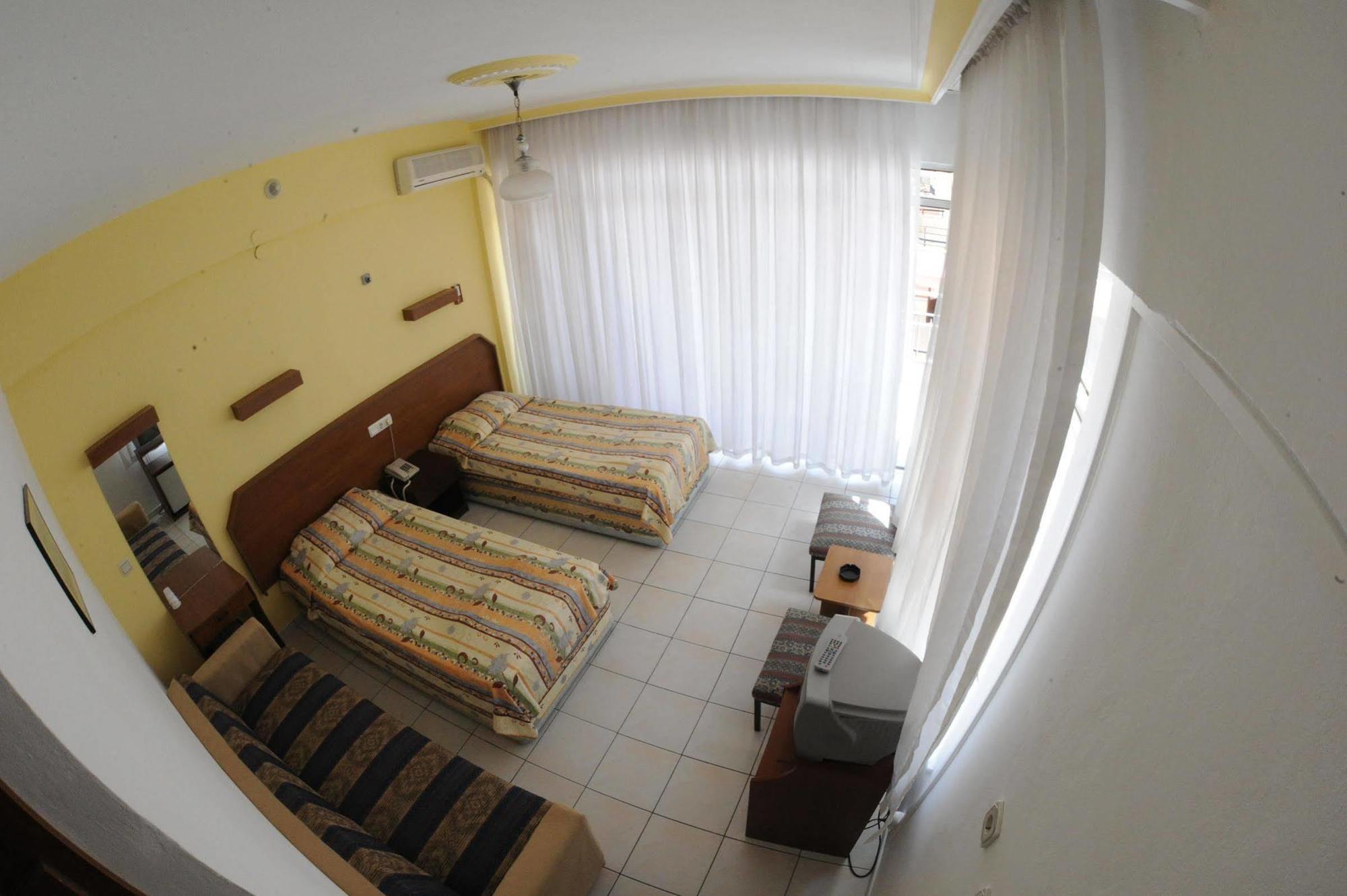 Kleopatra Bebek Hotel Аланя Екстериор снимка